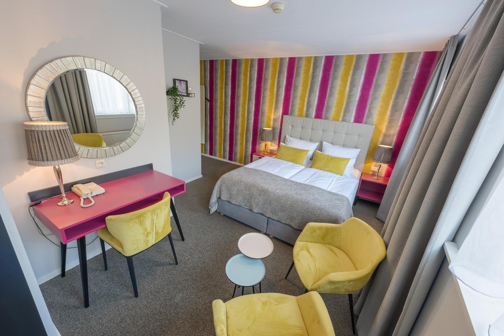 Hotel Op Diek Den Hoorn  Eksteriør billede